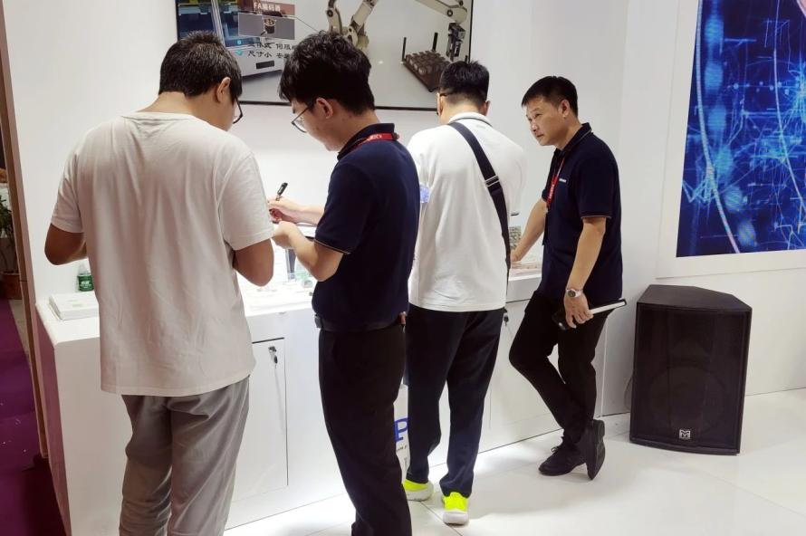 可天士参加第二十四届中国国际光电博览会，多款传感器系列明星产品虹管传感器、环境光传感器等悉数亮相现场5