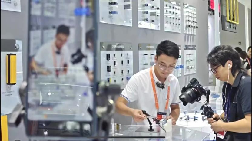 第23届中国工博会完美收官，长江携标签传感器、安全光幕传感器、激光位移传感器等方案展现品牌实力！10