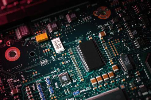 Basler视觉方案 | 灵活攻克高精度PCB二次钻孔视觉定位挑战