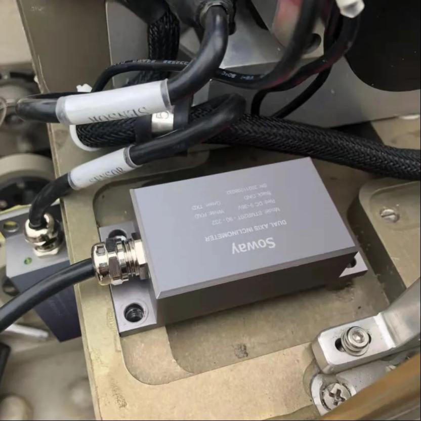 信为科技全温补高精度双轴数字输出型倾角传感器荣获2021倾角传感器品质奖，内置高精度A/D差分转换器3