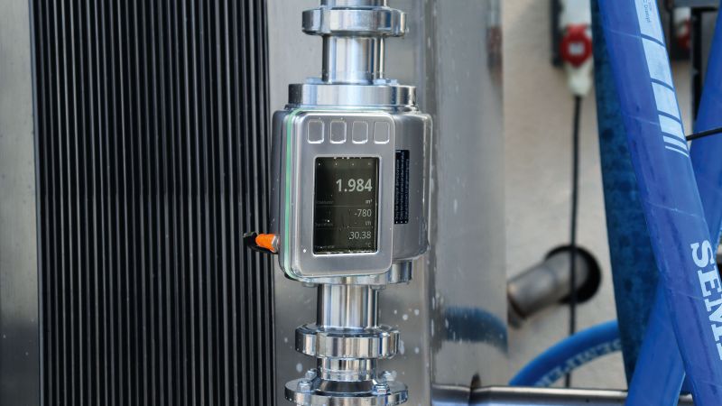 具备 IO - Link 接口，食品级流量计实现数据传输与卫生标准双突破